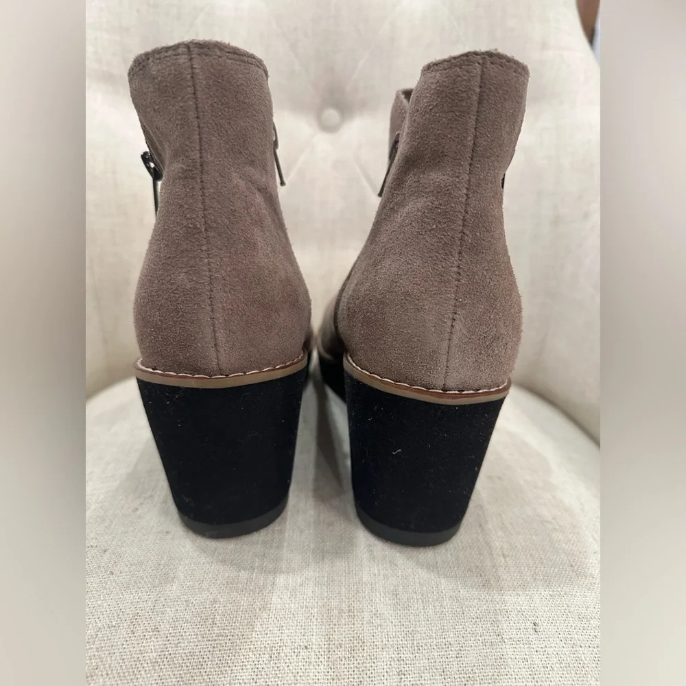 Easy Spirit Women's 8 Jayda Tan Brown Suede Wedge Booties Boots Zip Casual NEW